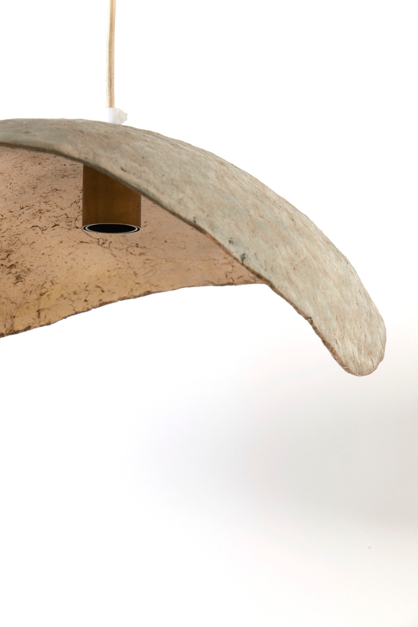 organische-beige-hanglamp-compact-light-living-lonia-variant-image5