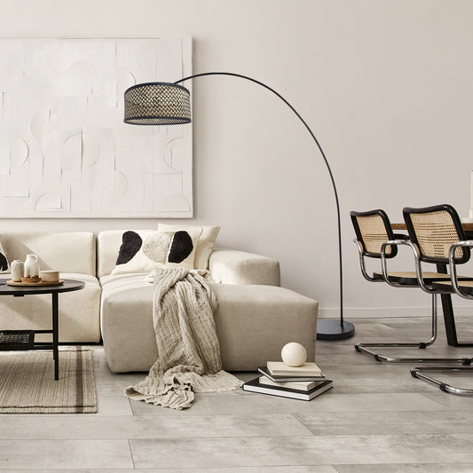 zwarte-vloerlamp-met-rotan-lampenkap-mexlite-solva-main-image