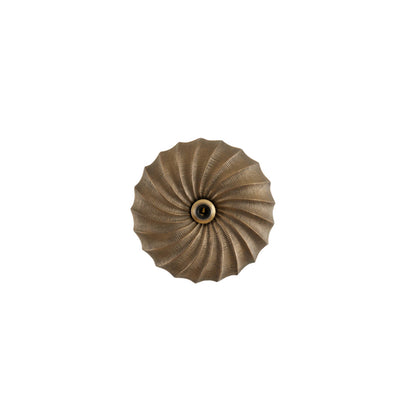 golvende-bronzen-lampenkap-light-living-bapato-main-image