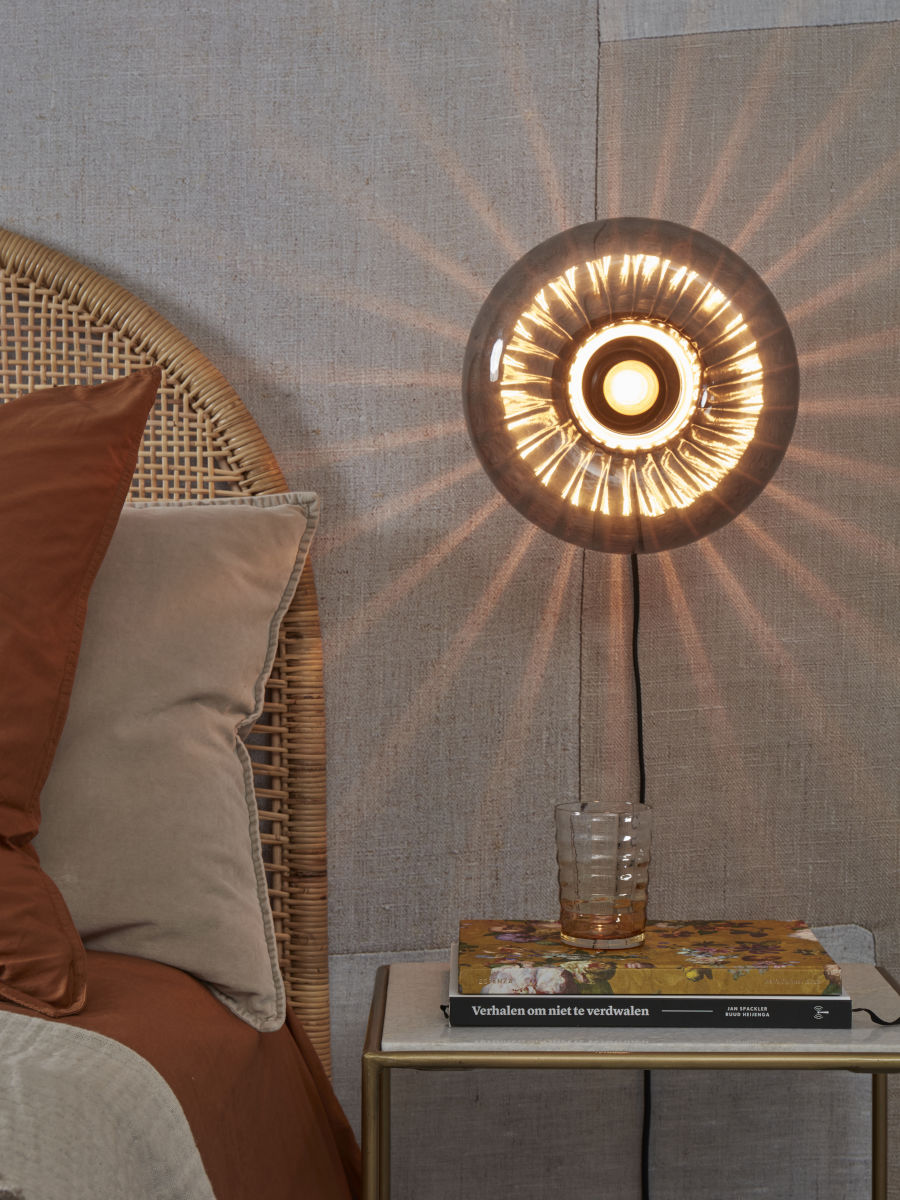 trendy-zwarte-glazen-wandlamp-its-about-romi-brussels-variant-image4