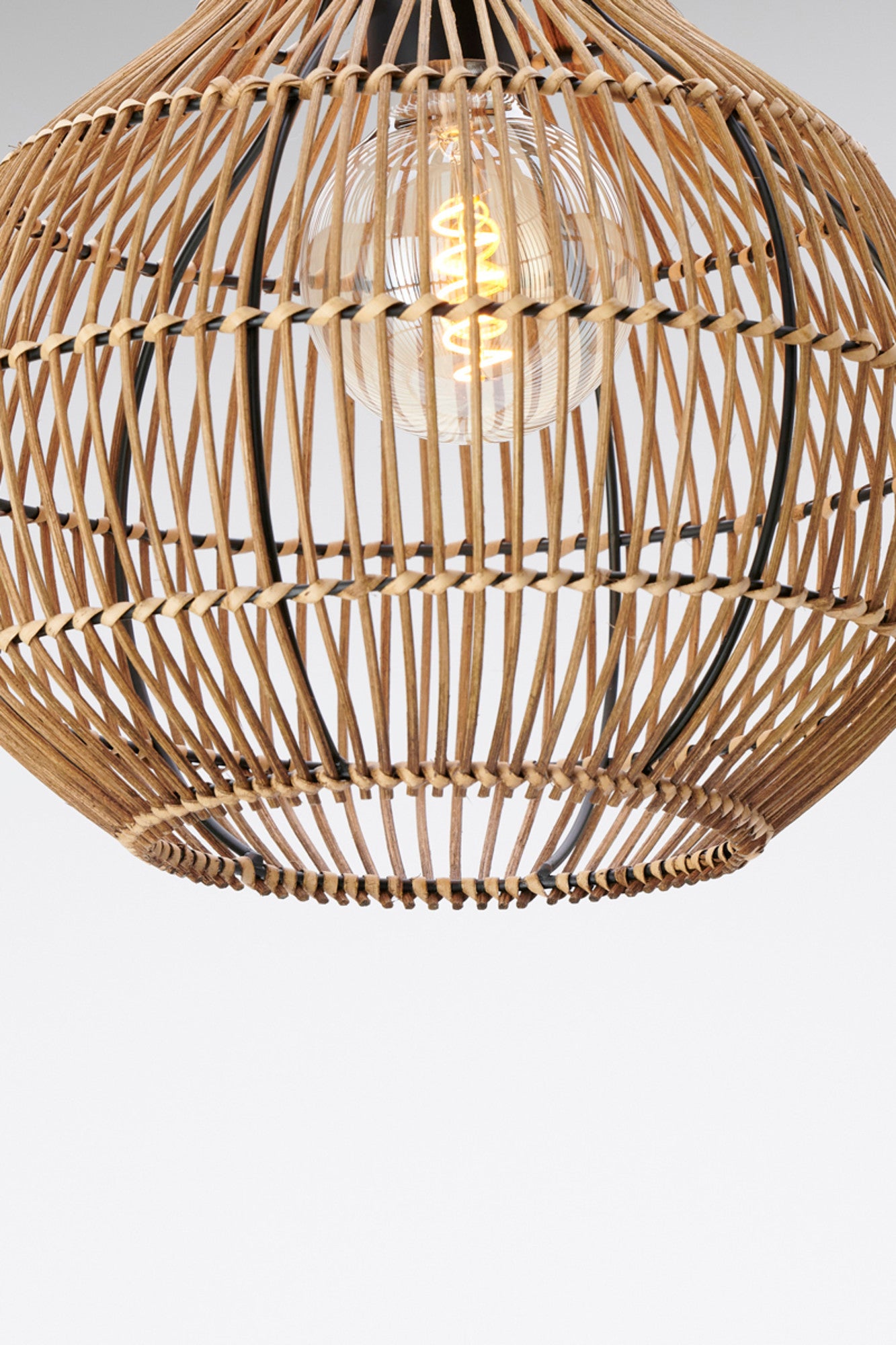 natuurlijke-rotan-bolvormige-hanglamp-light-living-pacino-variant-image6
