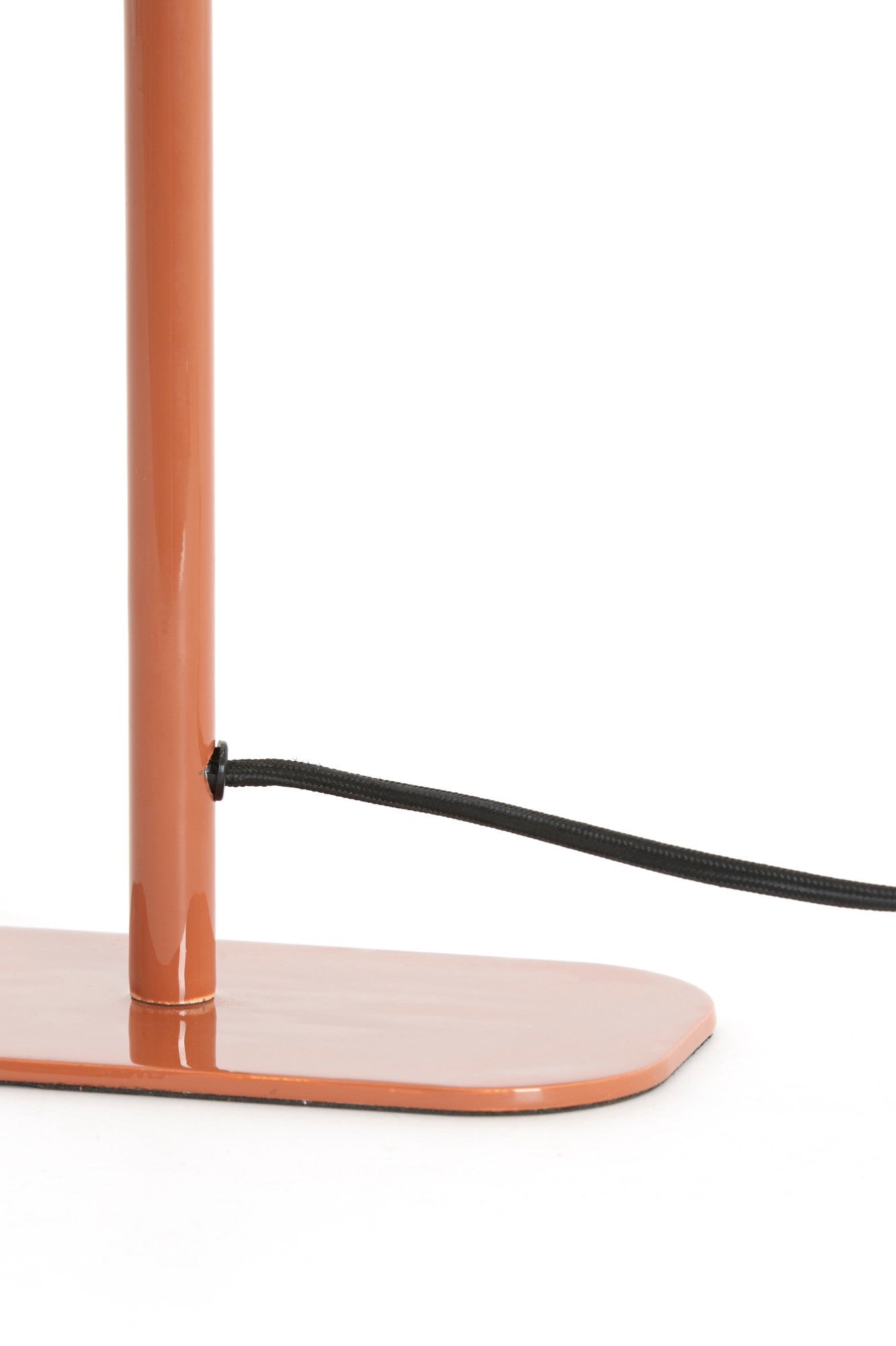 speelse-tafellamp-glans-donker-oranje-warm-accent-light-living-elenie-variant-image5