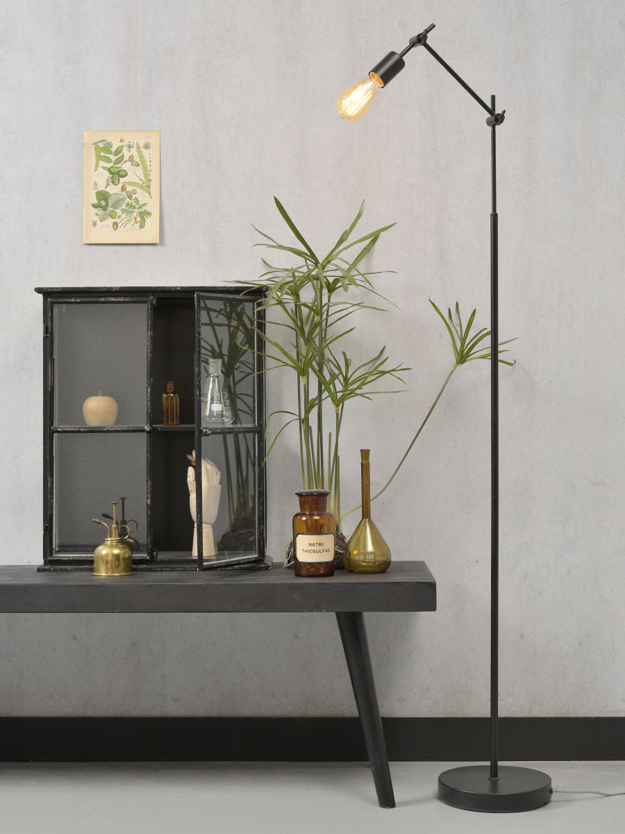 zwarte-vloerlamp-metaal-retro-its-about-romi-sheffield-variant-image4
