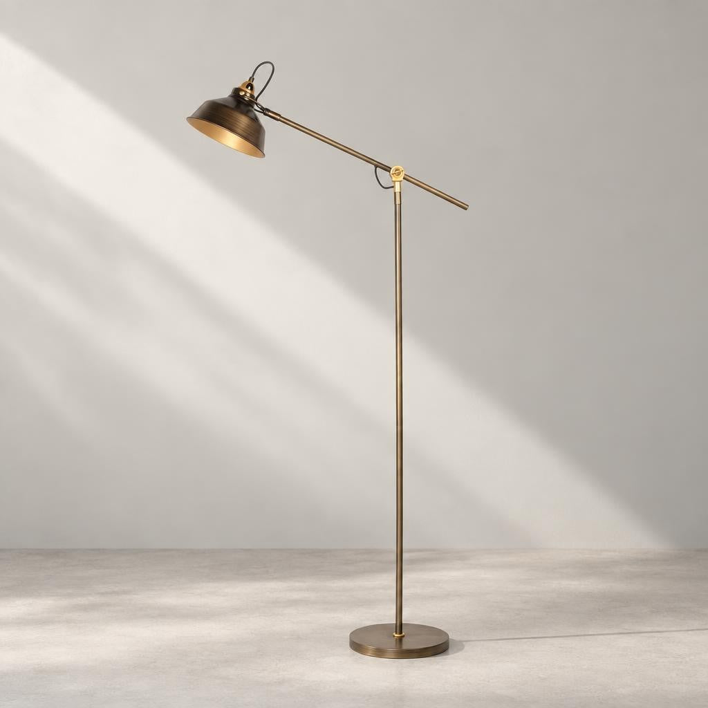bronzen-vloerlamp-nove-met-gouden-details-en-e27-fitting-ai-studio_image