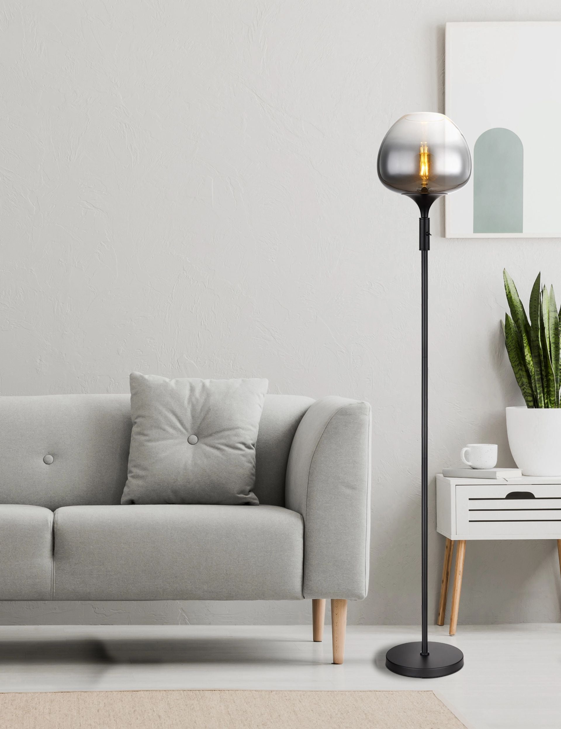 moderne-vloerlamp-met-rookkleurige-kap-maxy-variant-image3