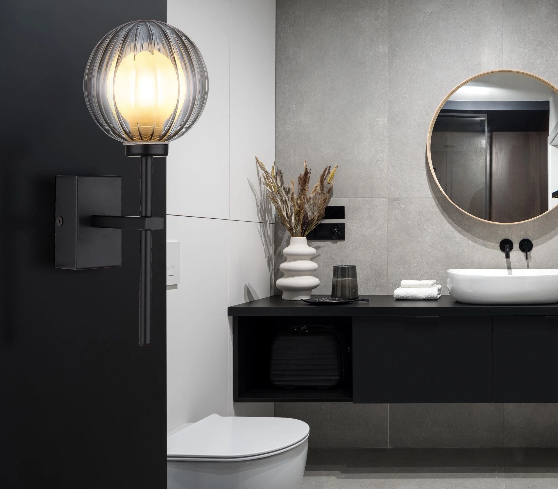elegante-zwarte-wandlamp-voor-badkamer-ander-variant-image6