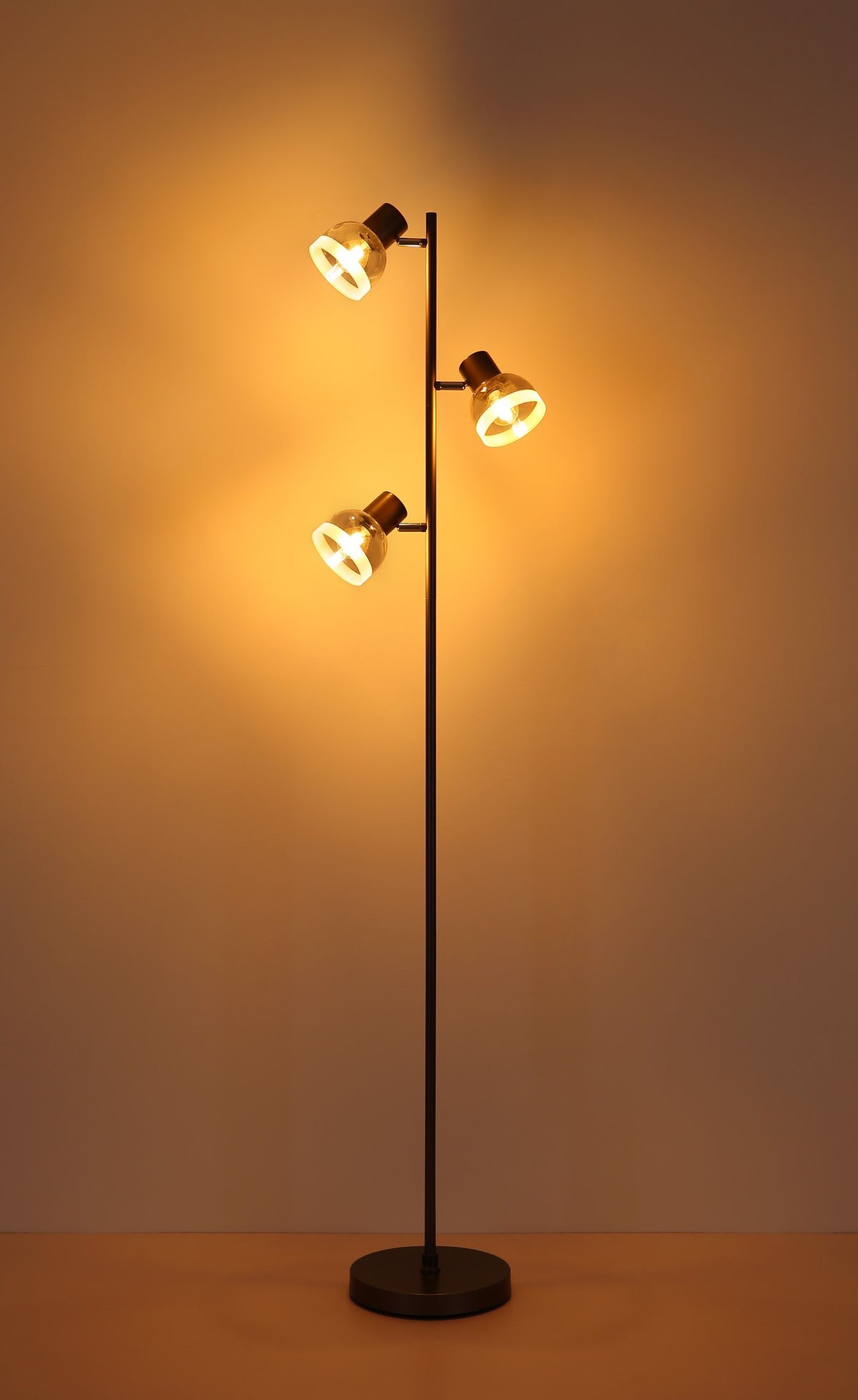 Luz de chão de 3 lâmpadas em vidro gunmetal sutil – imagem 5