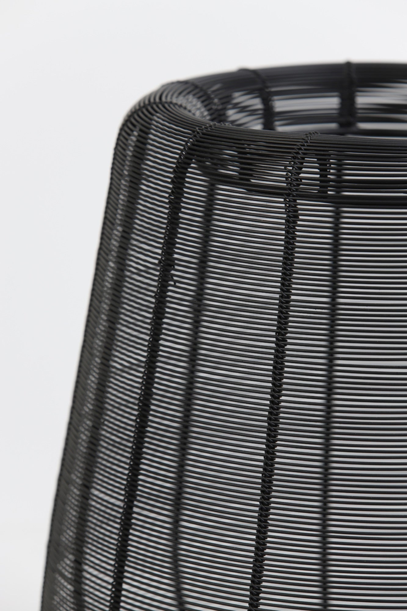 rustieke-zwarte-tafellamp-fijnmazig-light-living-adeta-variant-image6