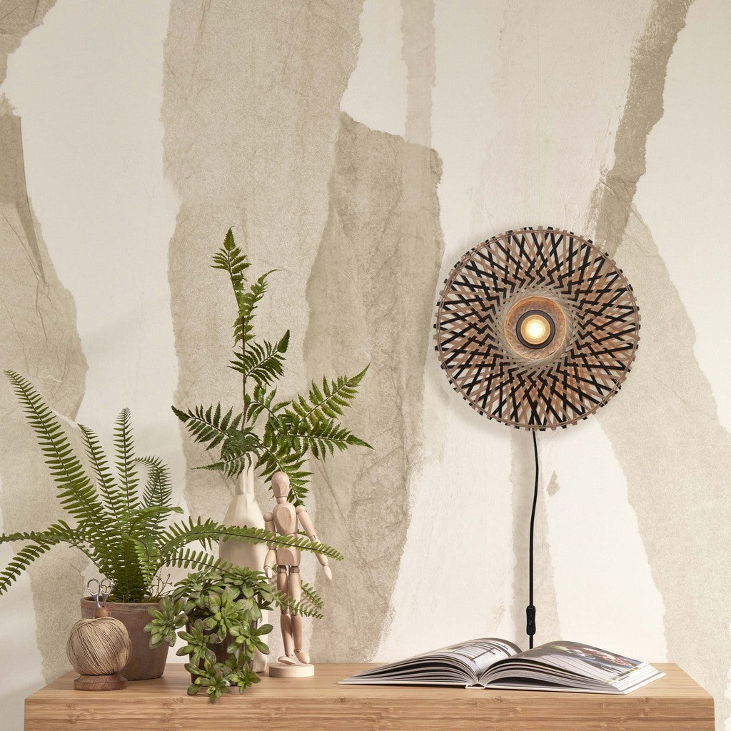 bohemian-bamboe-wandlamp-naturel-zwart-xs-good-mojo-kalimantan-ai-sfeer_image