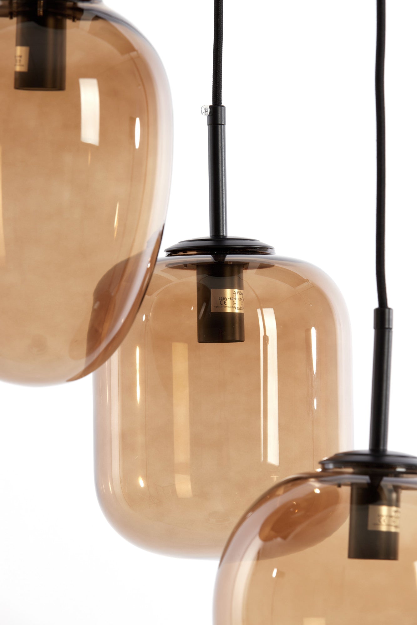 glazen-hanglamp-met-drie-bollen-light-living-mezza-variant-image6