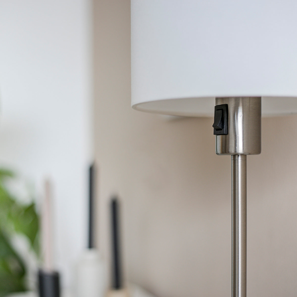 Mexlite Noor tafellamp van staal en linnen – afbeelding 3