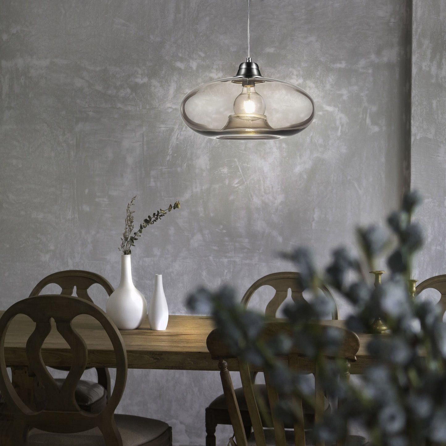 moderne-hanglamp-met-rookkleurig-glas-lille-variant-image1