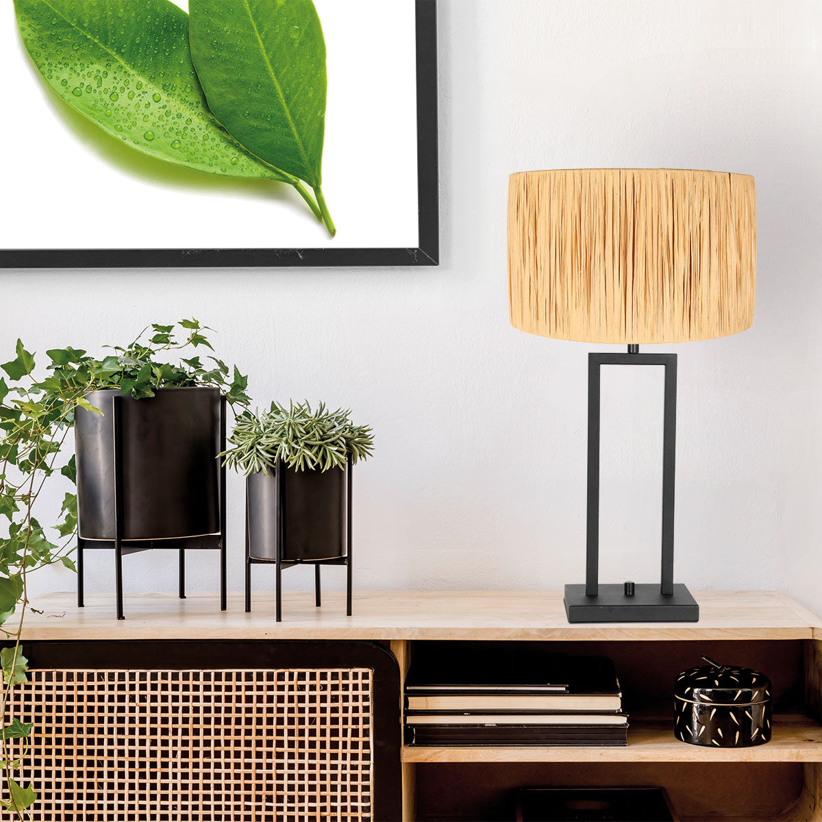 strakke-zwarte-tafellamp-met-houtkleurige-kap-steinhauer-stang-variant-image2