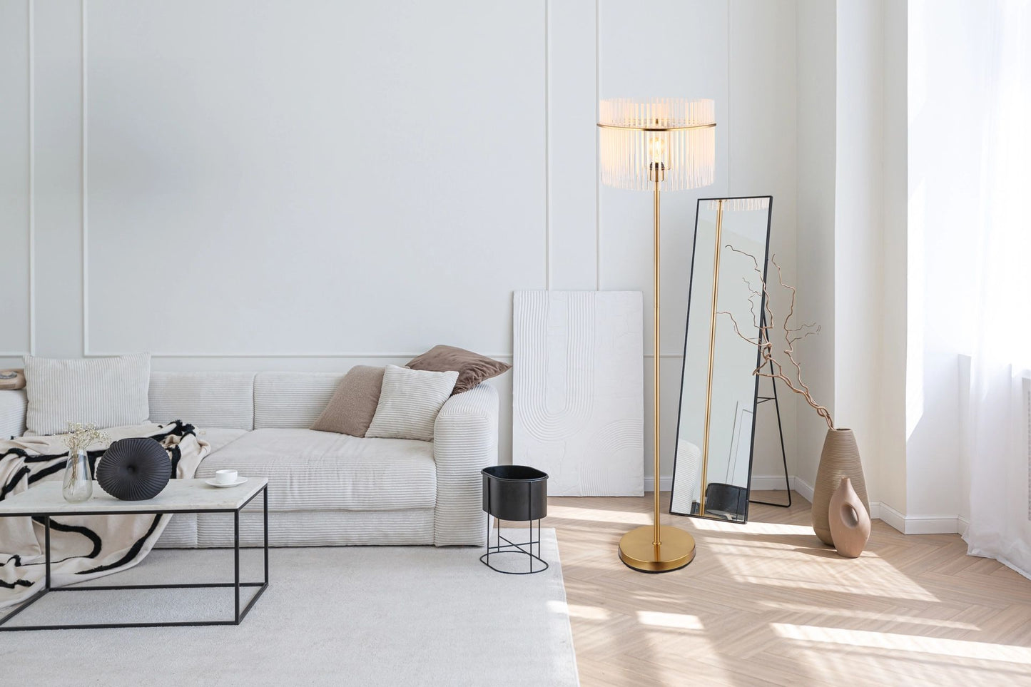 elegante-vloerlamp-met-gouden-frame-gorley-variant-image11