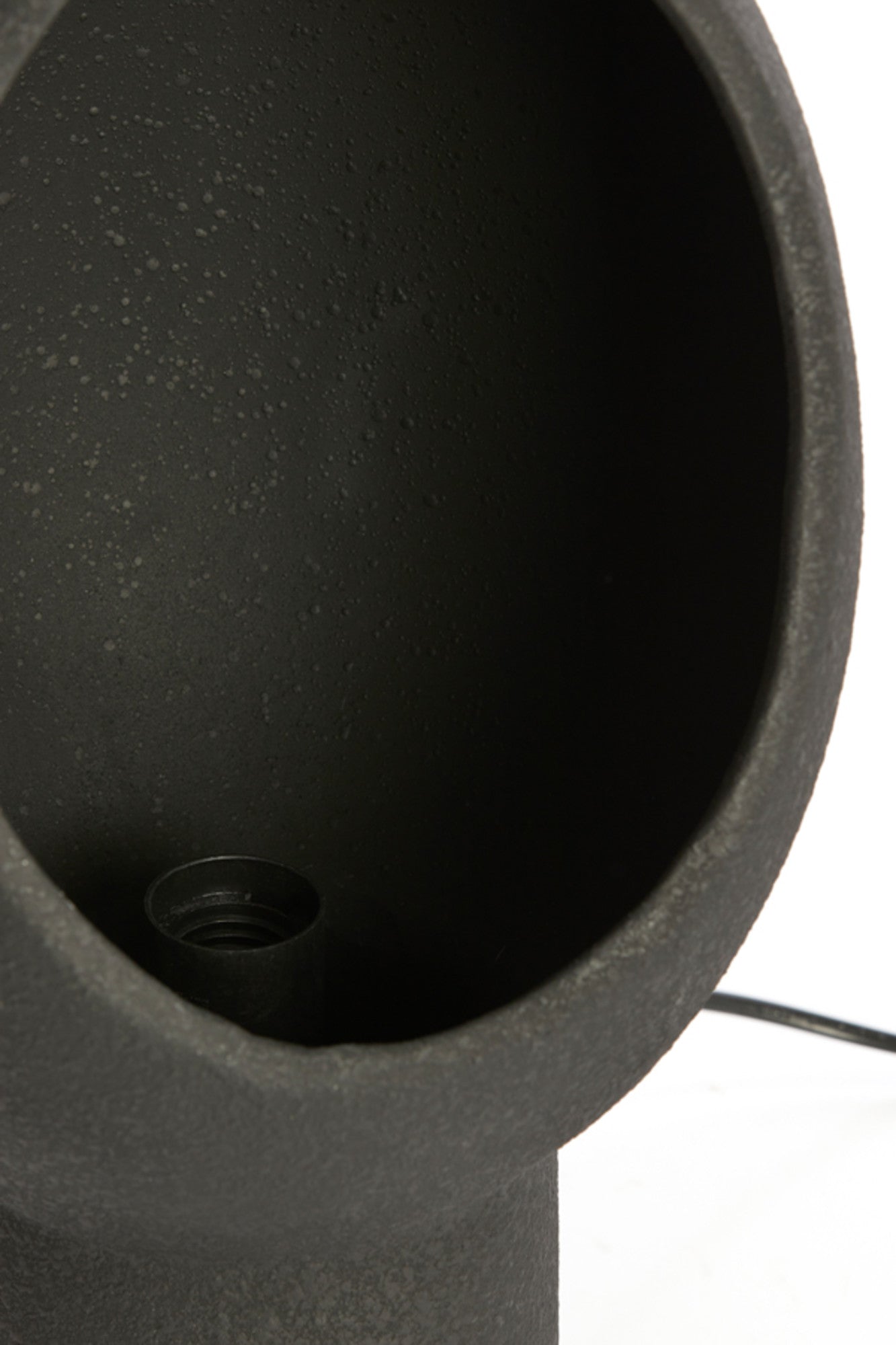 ovale-tafellamp-zwart-cement-light-living-monk-variant-image6