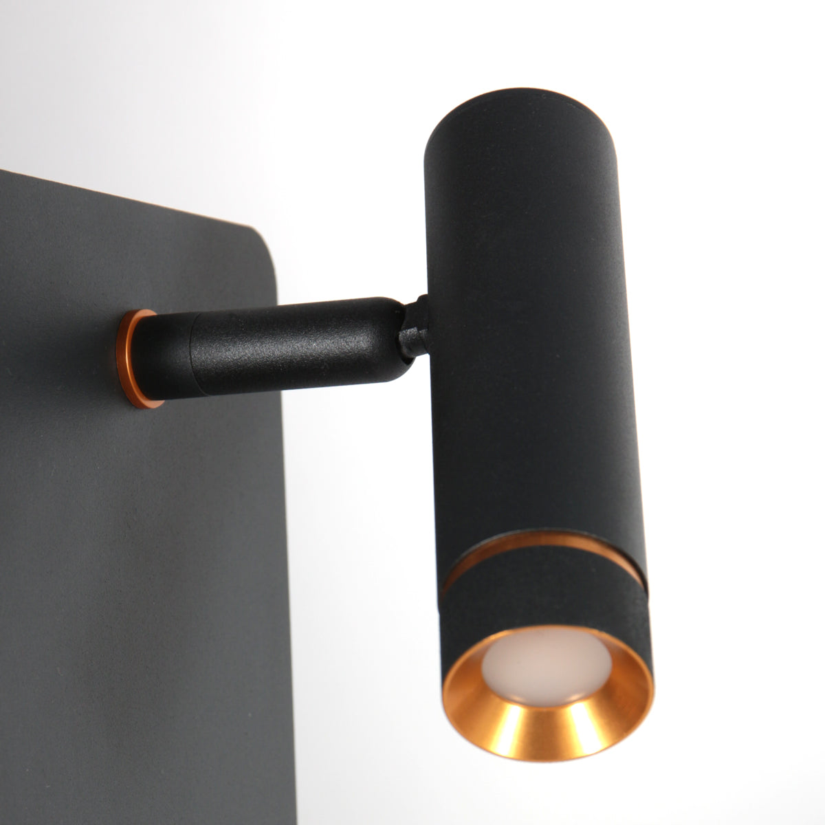 zwarte-wandspot-met-verstelbaar-led-licht-mexlite-lumo-variant-image5