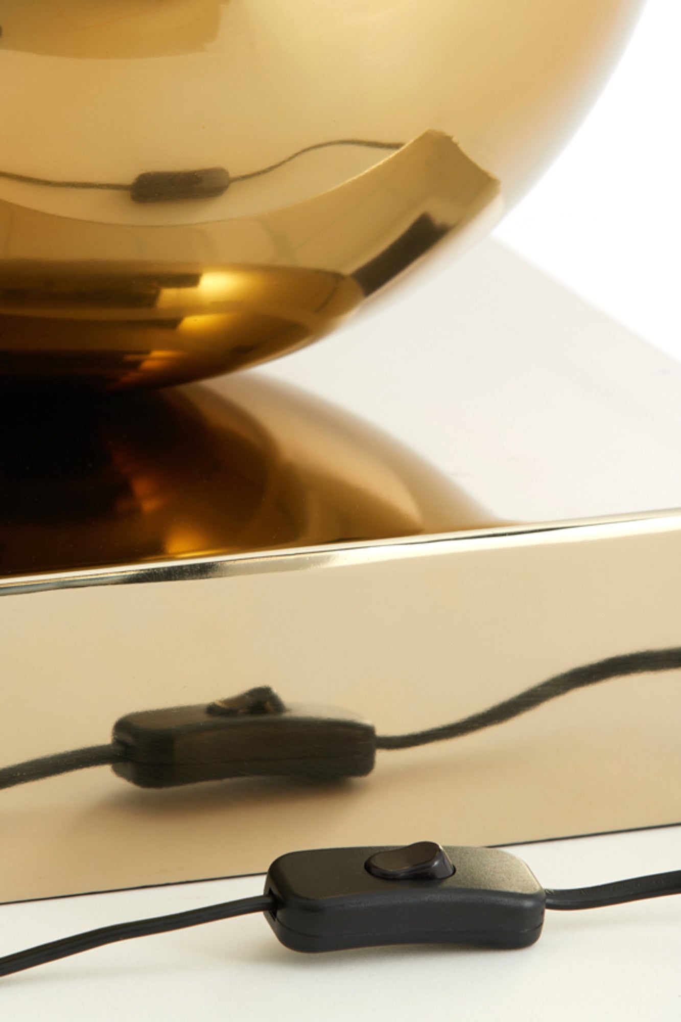 zachte-elegante-tafellamp-light-living-lovis-variant-image6