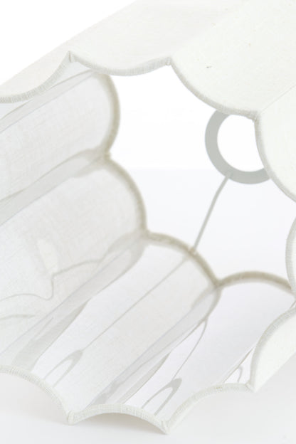 hoge-witte-lampenkap-geplooid-light-living-disli-variant-image7