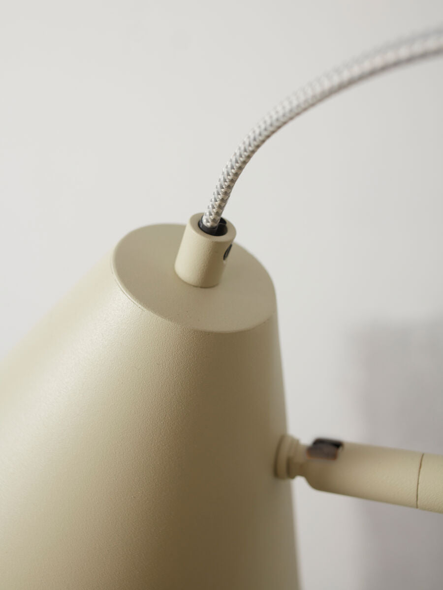 groene-retro-vloerlamp-metaal-its-about-romi-lisbon-variant-image2