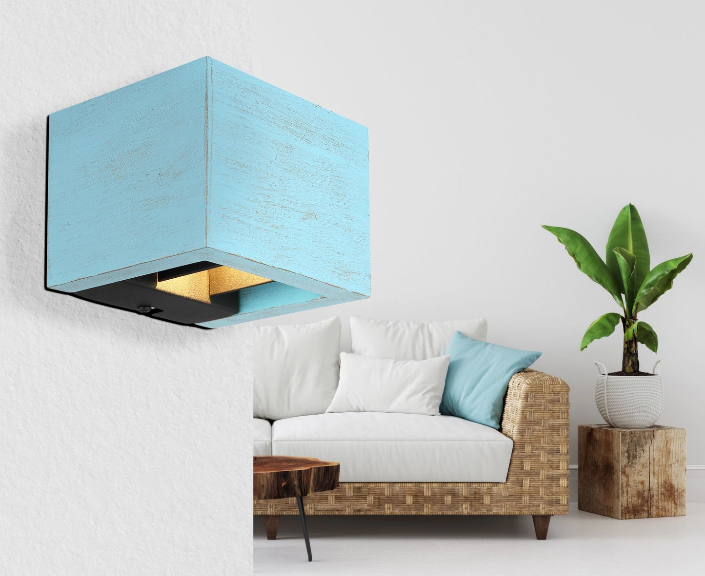 unieke-vierkante-wandlamp-met-antieke-afwerking-alina-variant-image4