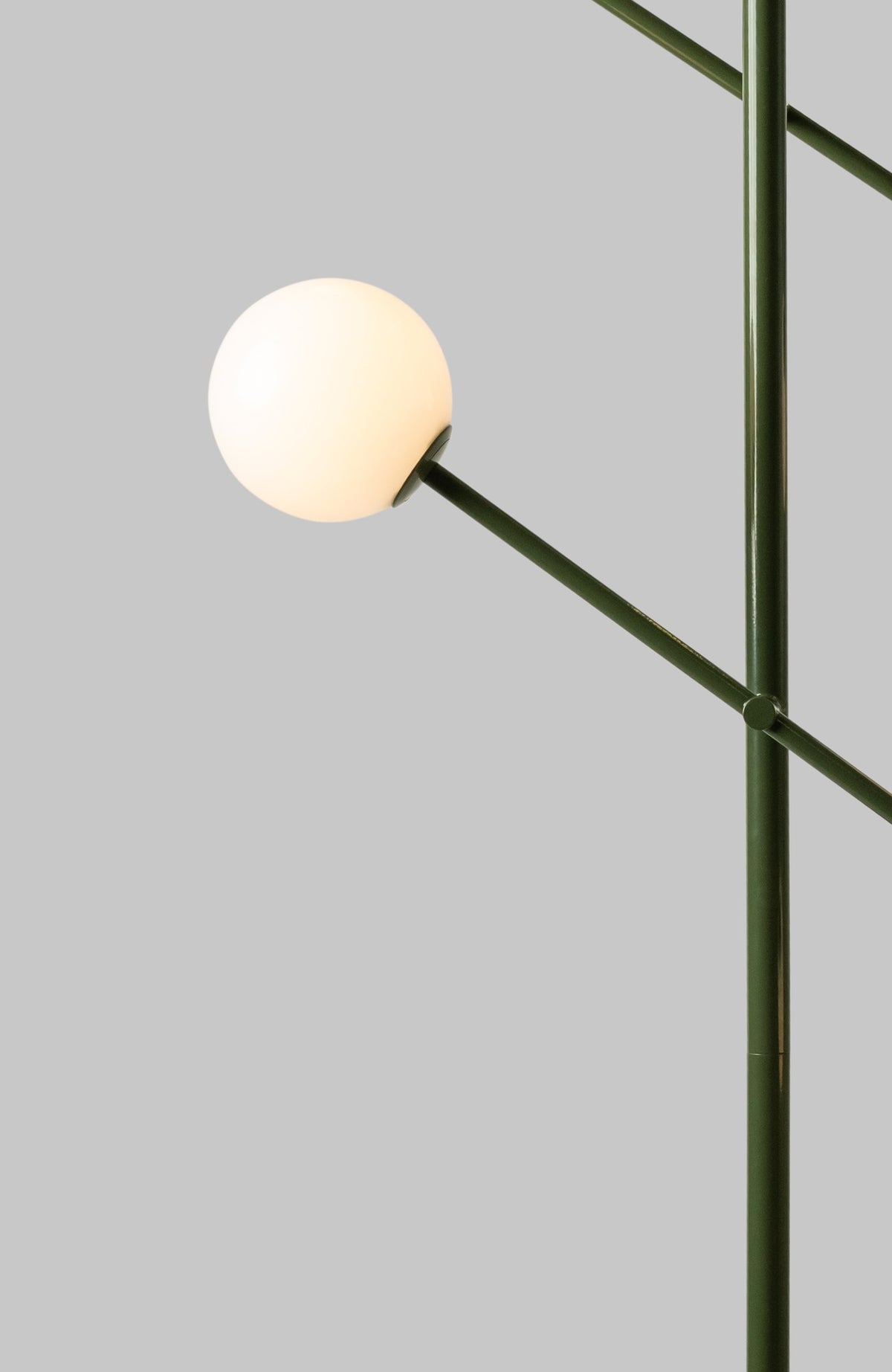 Subtílna zelená sklená stojaca lampa 4 svetlá It's About RoMi Kodaň – obrázok 9