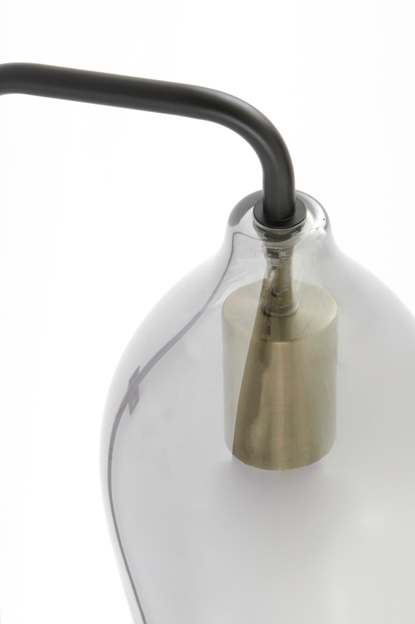 glazen-lampenkap-metaal-detail-light-living-lukaro-variant-image7