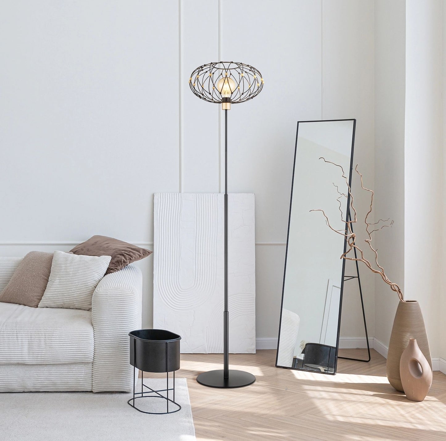 vintage-industriele-vloerlamp-met-gouden-accenten-greys-variant-image5