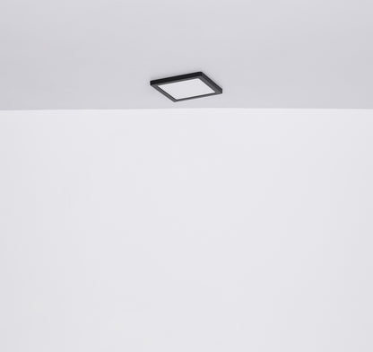 Zwarte kunststof plafondlamp met vierkant frame en opaalwitte lichtplaat – afbeelding 9