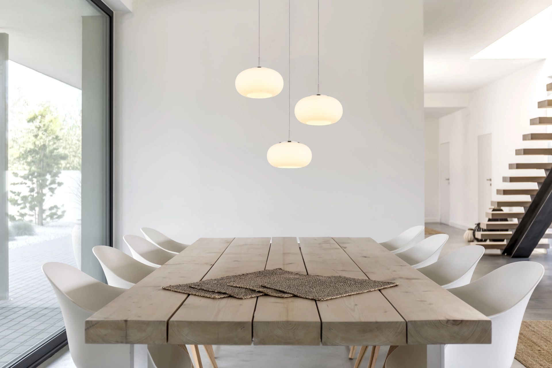 elegante-ronde-hanglamp-met-glazen-bollen-quintara-variant-image4