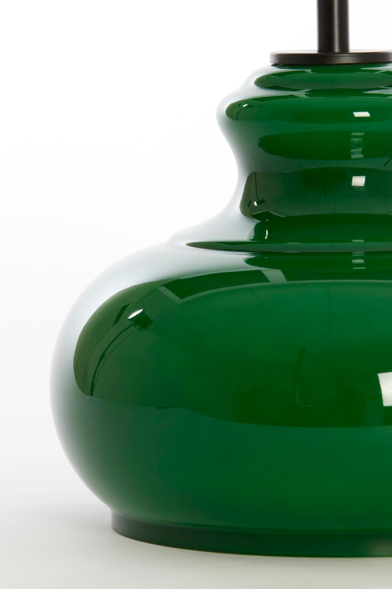 groene-lampenvoet-glanzend-light-living-verde-variant-image6