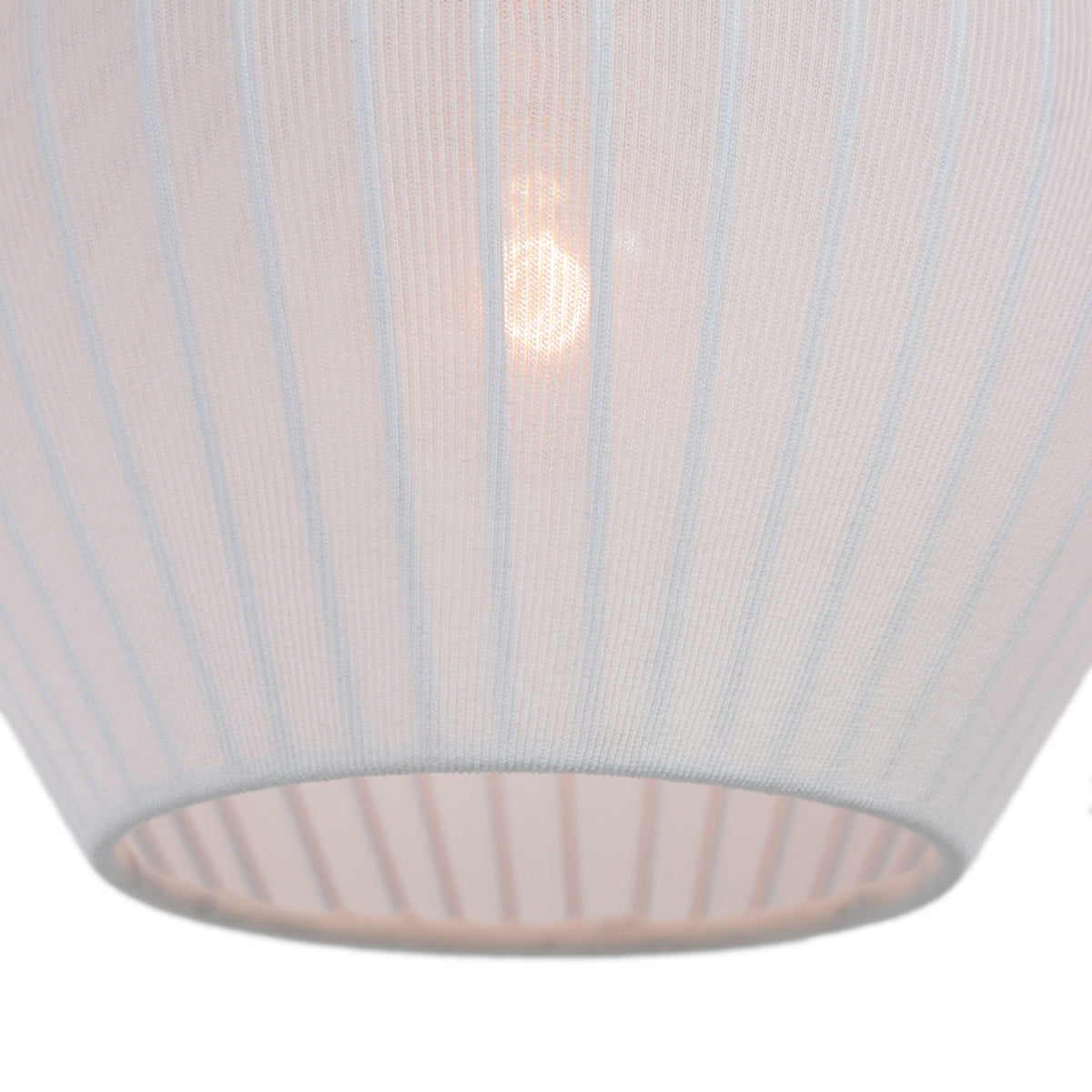 elegante-textiele-lampenkap-in-creme-van-anne-lighting-variant-image4