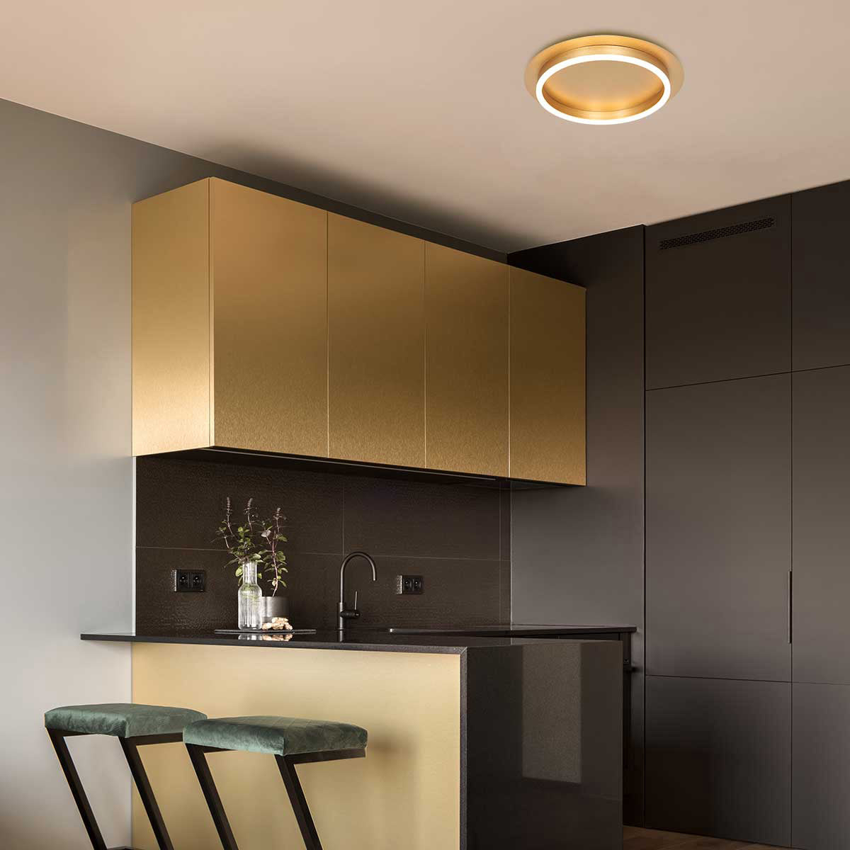 Złota okrągła lampa sufitowa LED Steinhauer Ringlux – zdjęcie 2