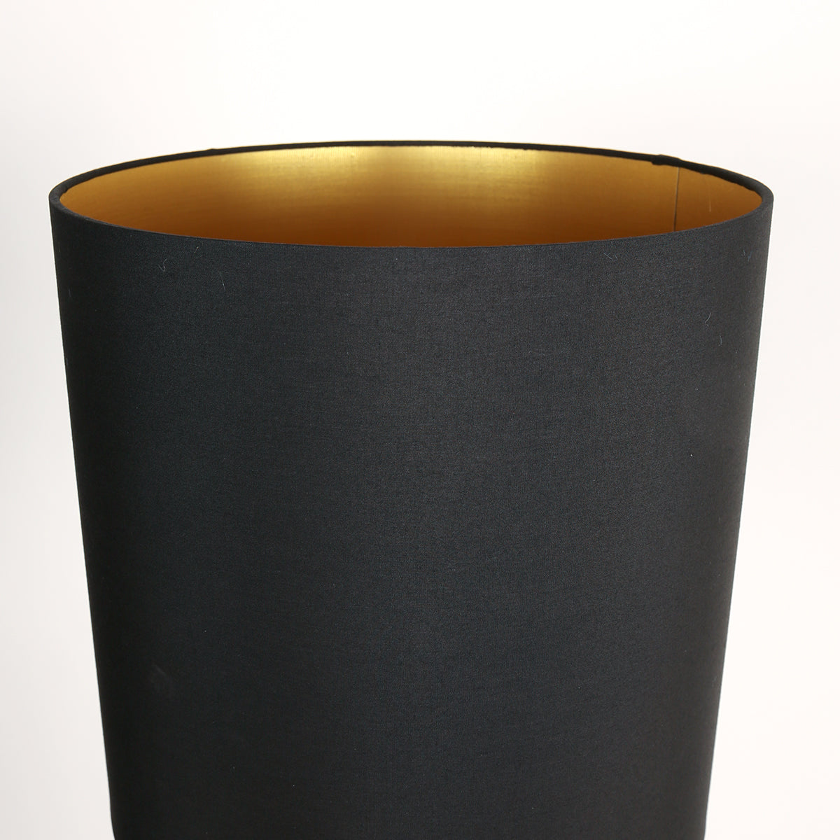 moderne-zwarte-linnen-metalen-vloerlamp-mexlite-noor-variant-image5