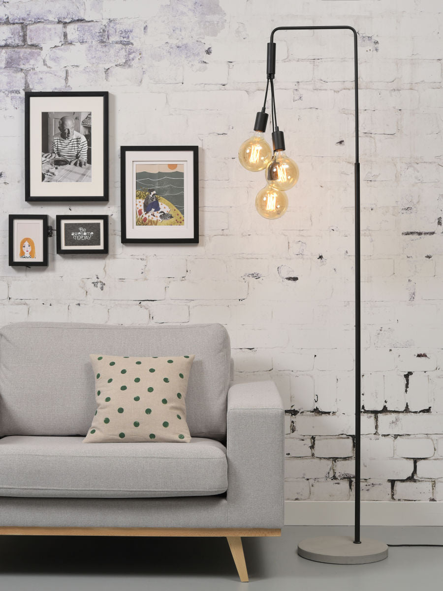 retro-metalen-zwarte-vloerlamp-its-about-romi-oslo-variant-image4