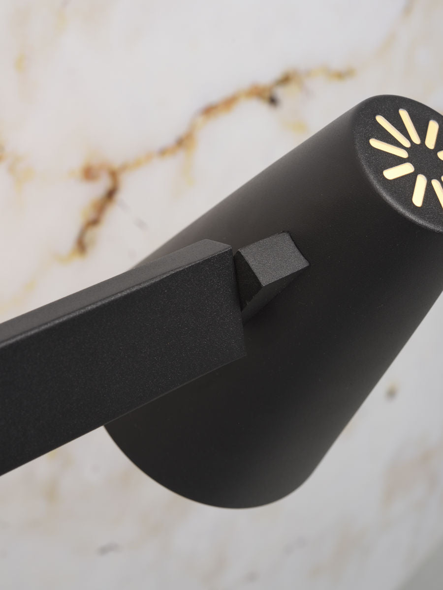 zwarte-verstelbare-conische-wandlamp-its-about-romi-biarritz-variant-image5