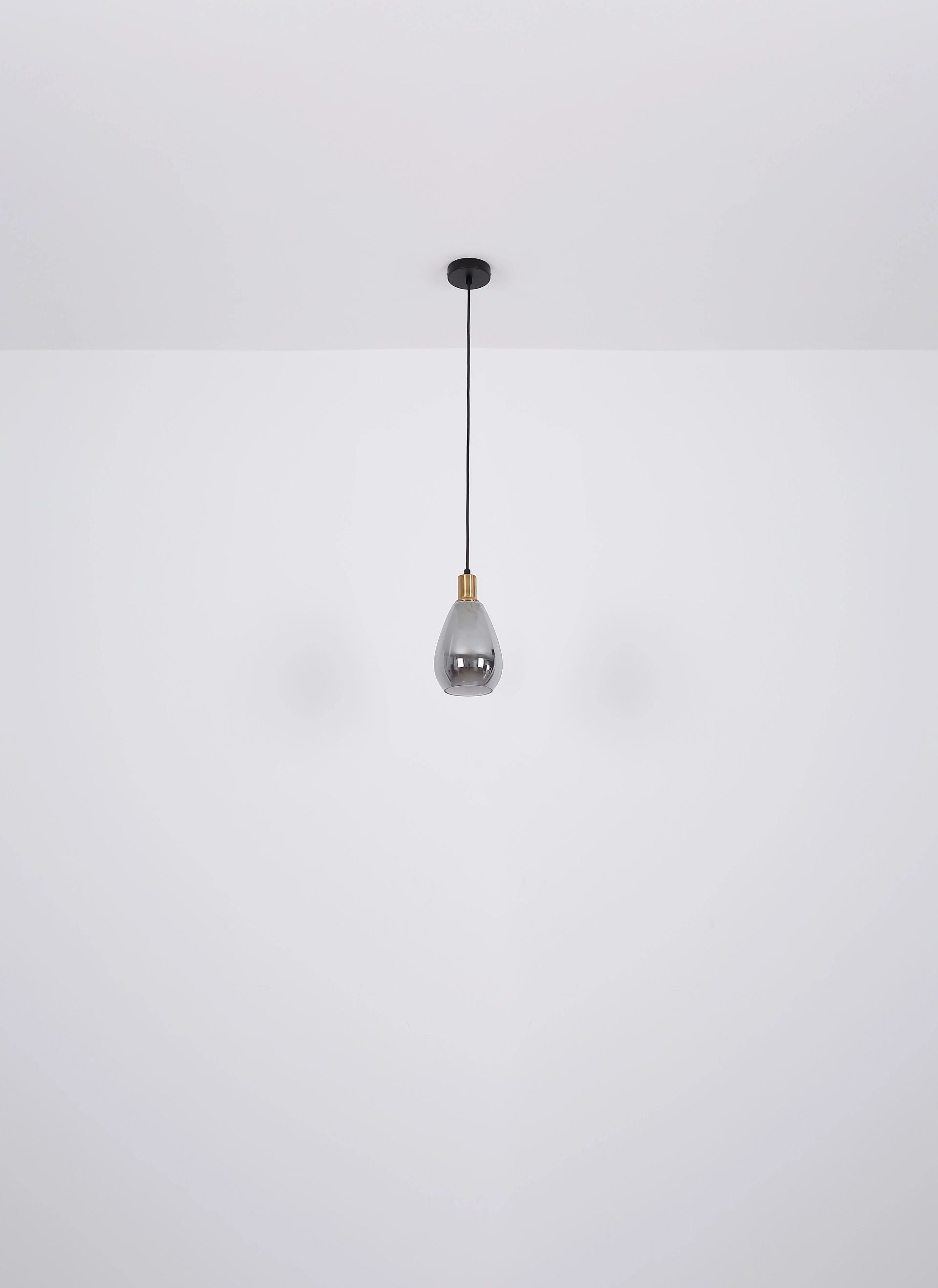 moderne-pendant-lamp-met-messing-details-fanni-variant-image5