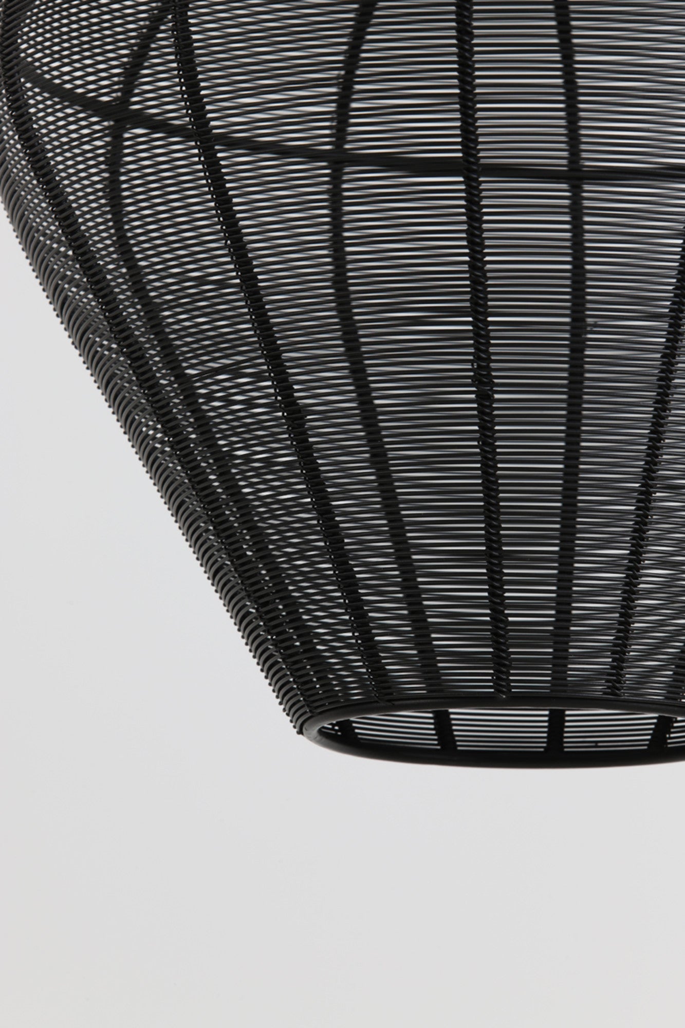 rustieke-zwarte-bolvormige-hanglamp-light-living-alvaro-variant-image7