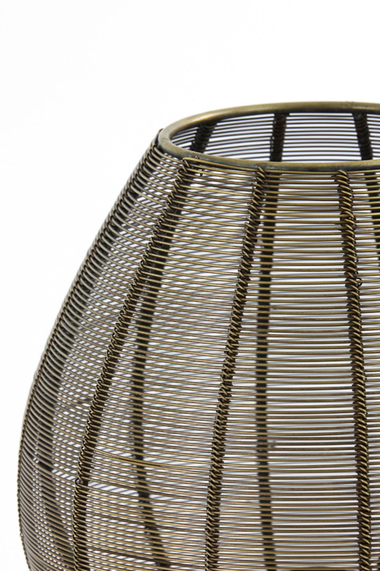 goudkleurige-metalen-bolle-draadlamp-light-living-suneko-variant-image2