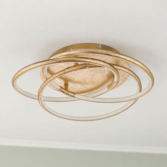 Złota plafoniera Obolg Barna LED Ø50 cm – zdjęcie aranżacyjne