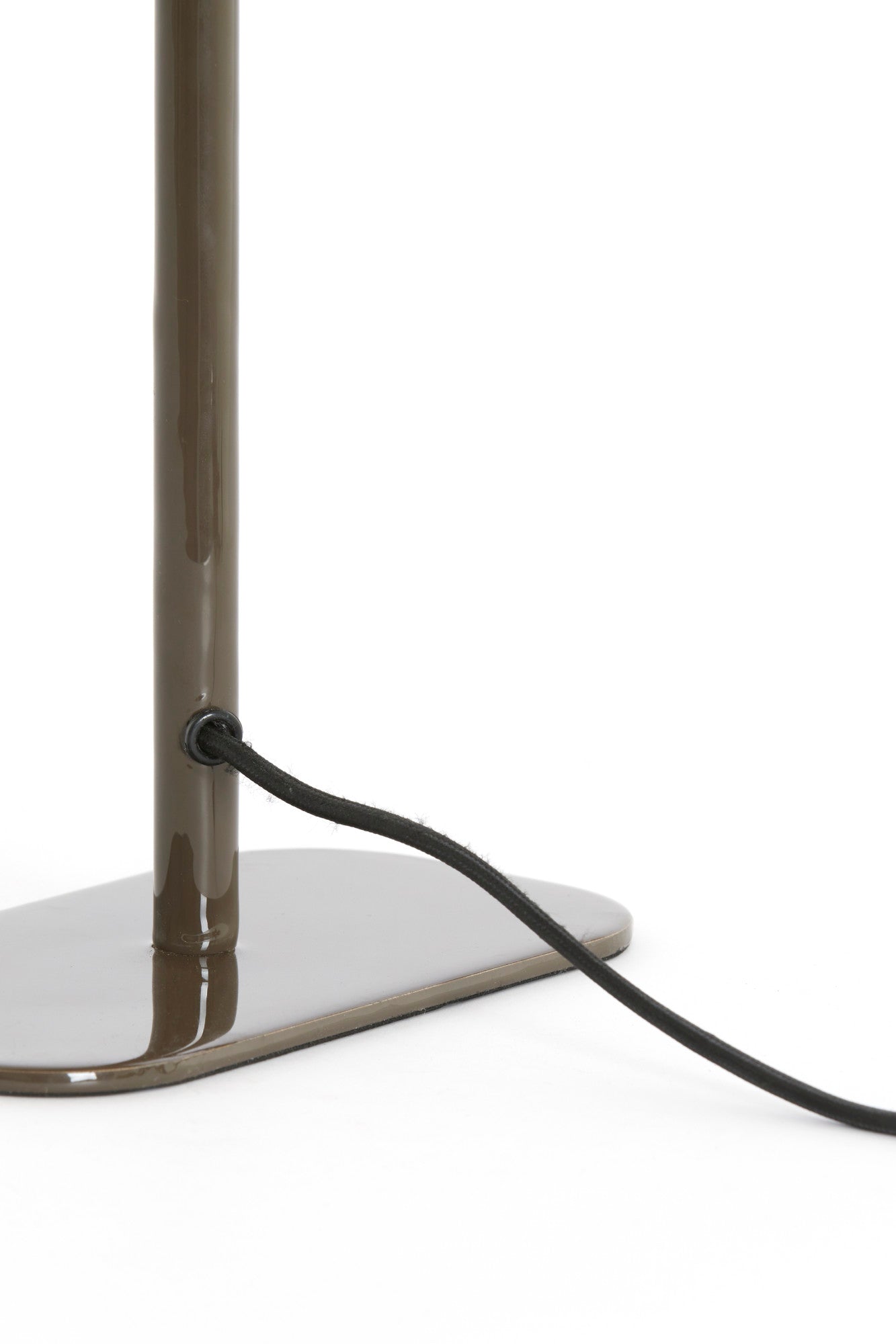 compacte-tafellamp-glans-donkerbruin-rustige-warmte-light-living-elenie-variant-image5