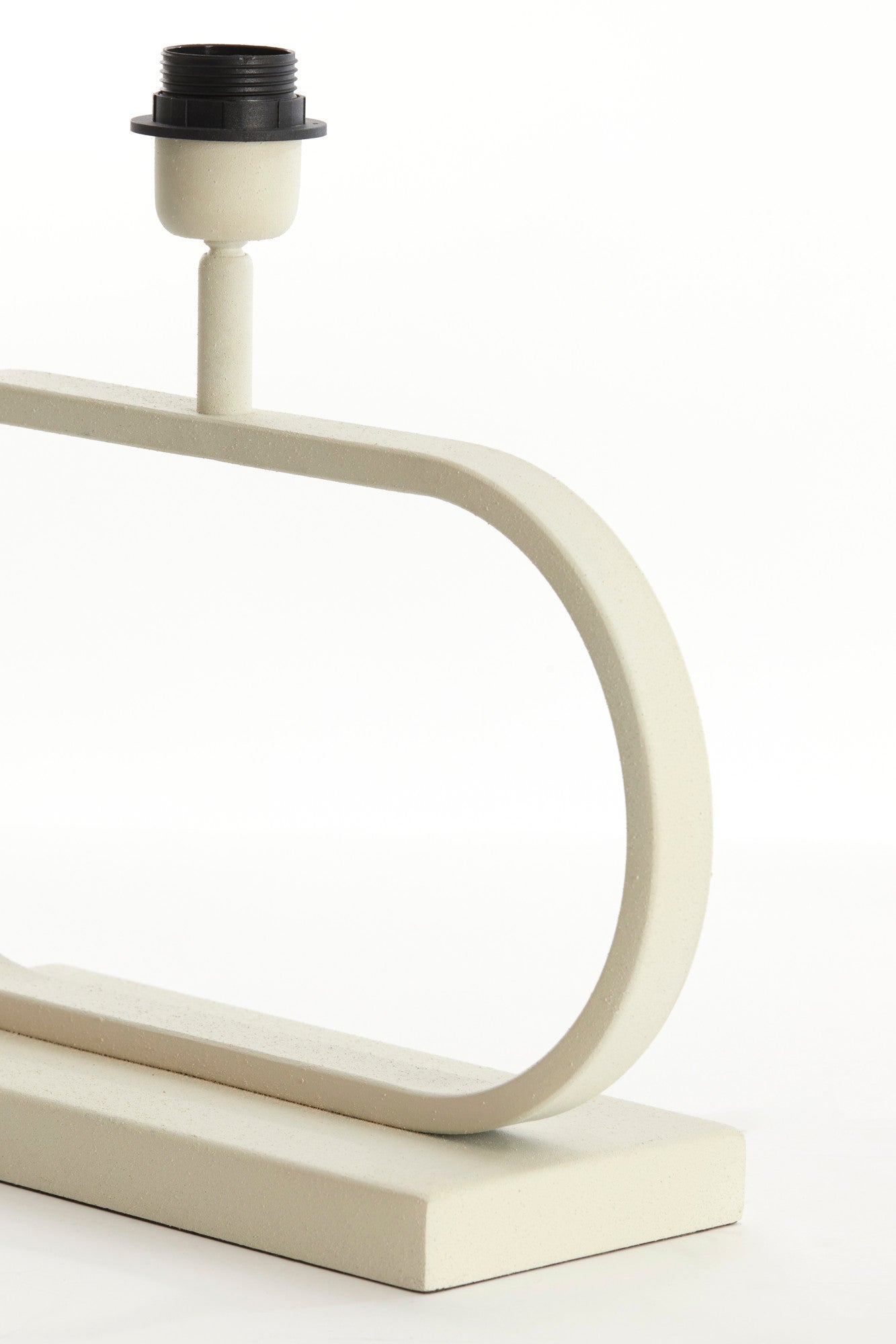 ovale-witte-lampbasis-light-living-jamiro-variant-image6