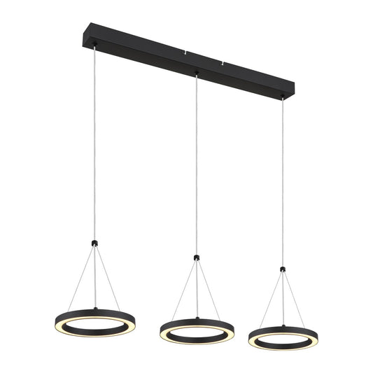 Zwarte metalen hanglamp met drie ringen en rechthoekige plafondbalk