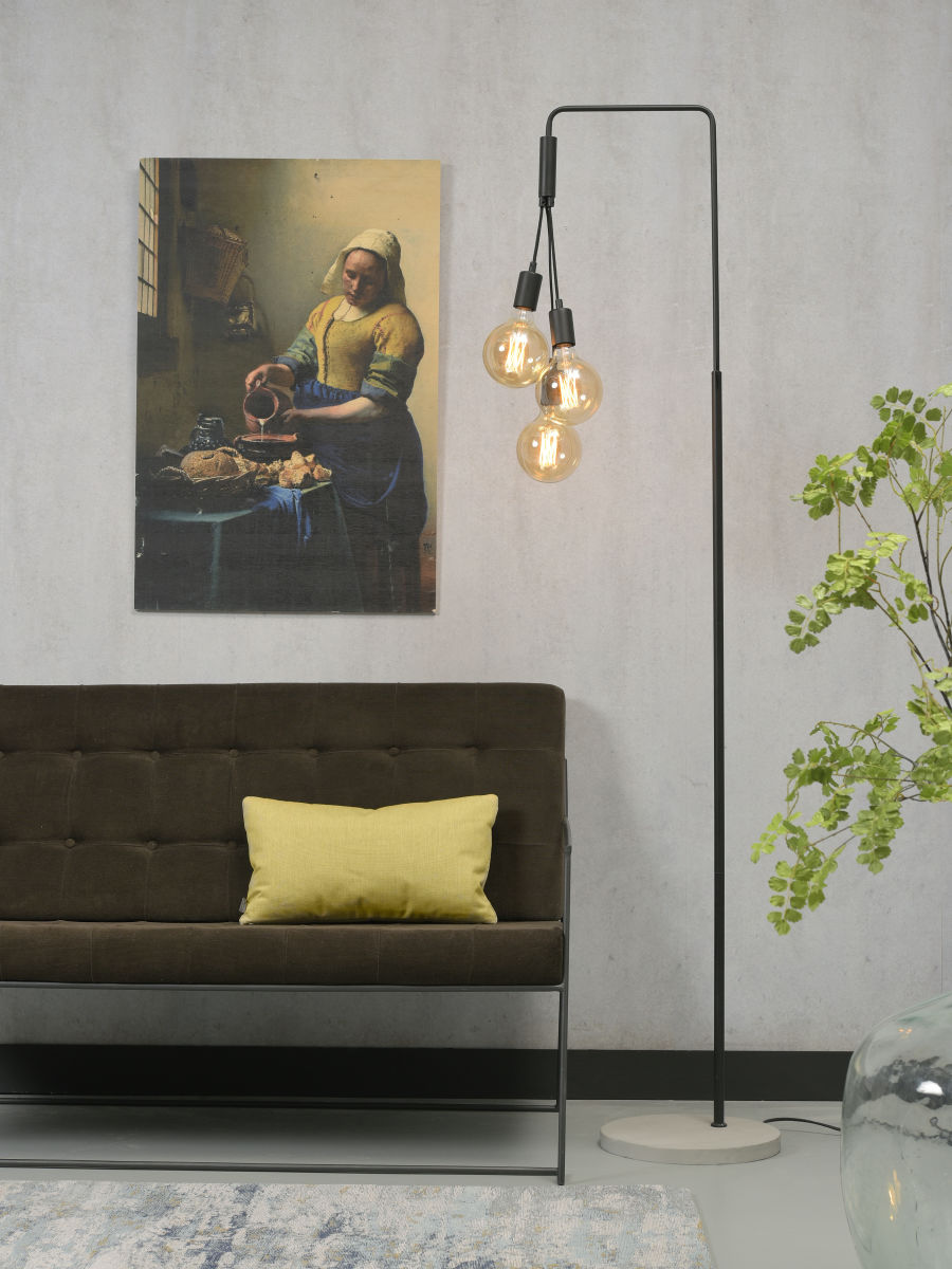 retro-metalen-zwarte-vloerlamp-its-about-romi-oslo-variant-image1