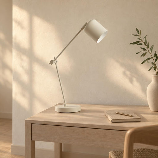 Beige bordlampe med vippefunktion Light & Living Rijeka – stemningsbillede