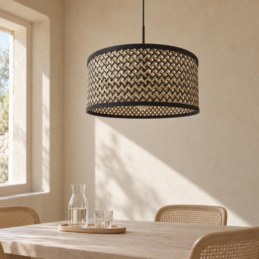 Черна висяща лампа Steinhauer Sparkled Light – интериорна снимка