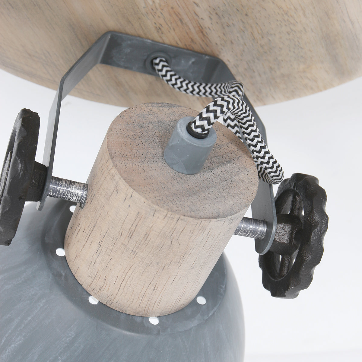 drielichts-plafondspot-industrieel-mexlite-gearwood-variant-image5