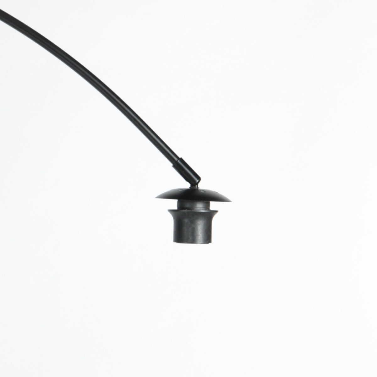 trendy-zwarte-booglamp-anne-lighting-curve-variant-image12