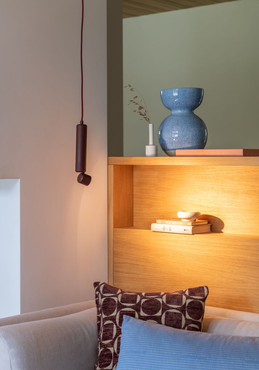Bordeauxrode aluminium hanglamp met richtbare spot It's About RoMi Milan – afbeelding 10