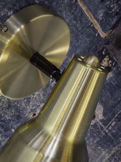 metalen-retro-wandlamp-goud-its-about-romi-valencia-variant-image3