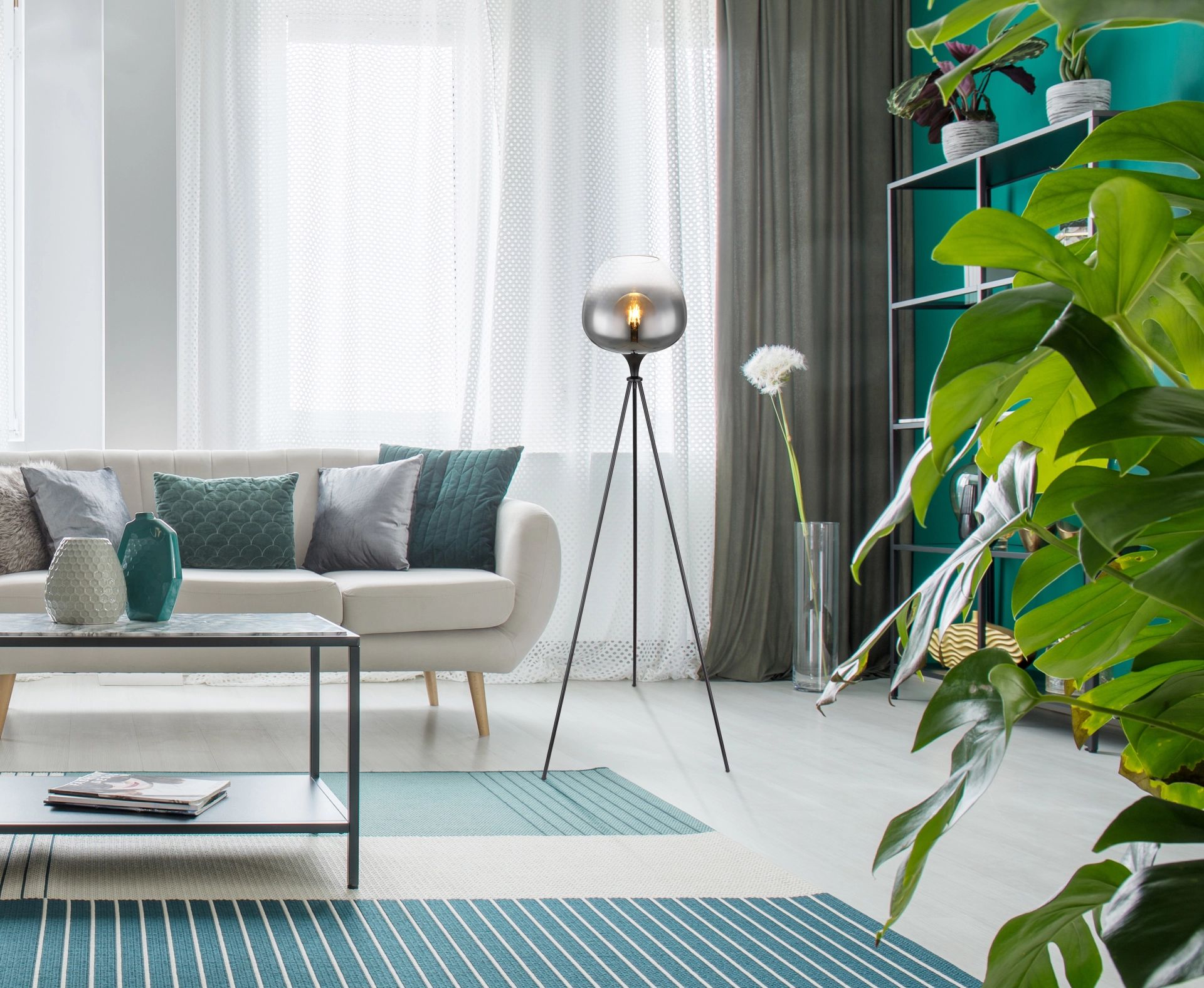 moderne-vloerlamp-met-tripod-zwart-metaal-maxy-variant-image4